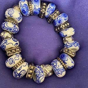 Delft blue porcelain bead bracelet
